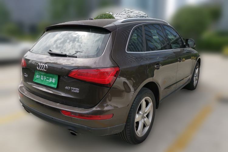 Used Audi Q5 2015 40 TFSI Comfort Model Rear Right 45 Deg