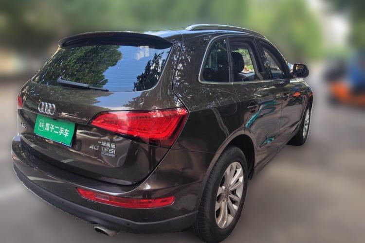 Used Audi Q5 2015 40 TFSI Technology Edition Rear Right 45 Deg