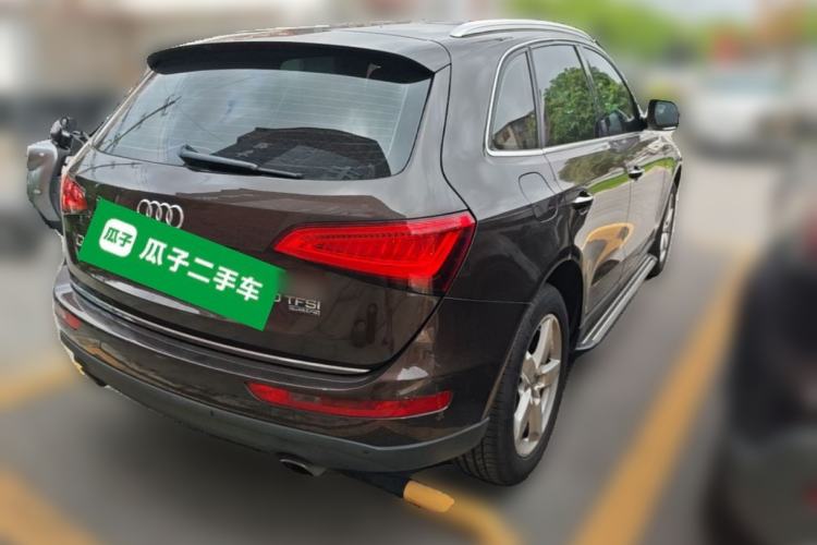 Used Audi Q5 2015 40 TFSI Technology Edition Rear Right 45 Deg