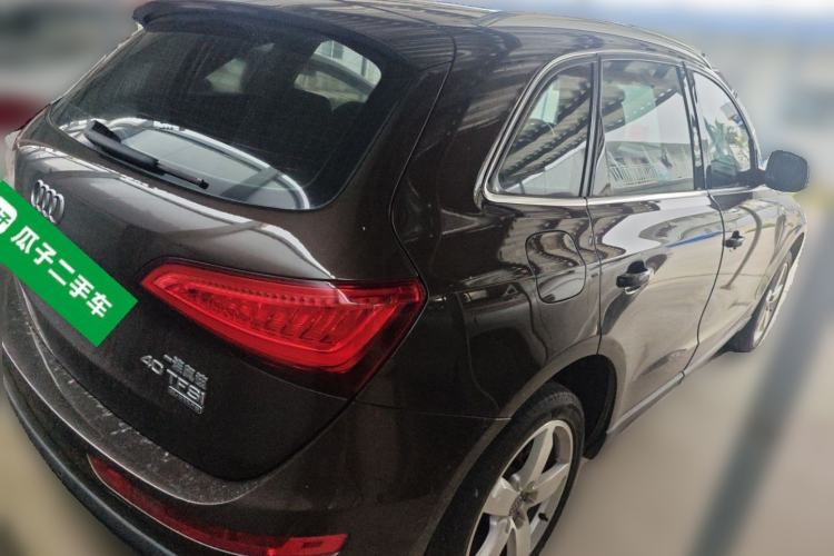 Used Audi Q5 2015 40 TFSI Comfort Model Rear Right 45 Deg