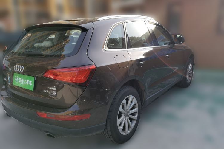 Used Audi Q5 2015 40 TFSI Technology Edition Rear Right 45 Deg