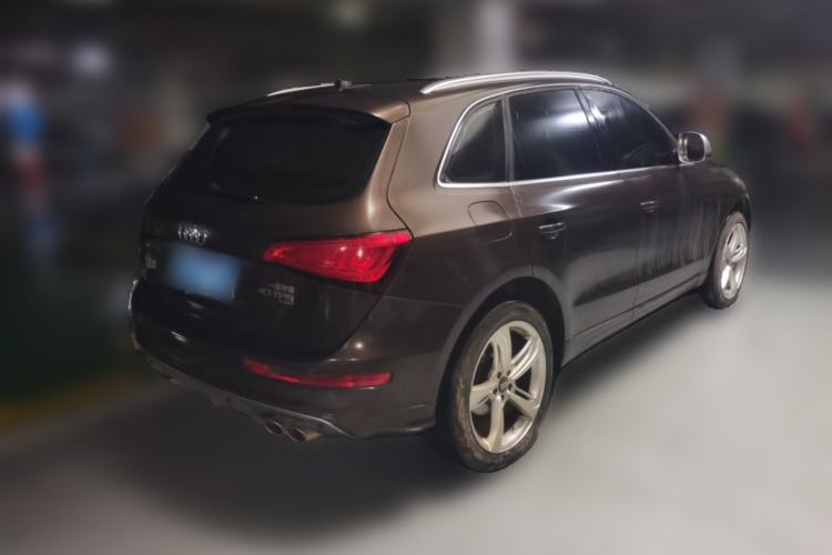 Used Audi Q5 2015 40 TFSI Comfort Model Rear Right 45 Deg