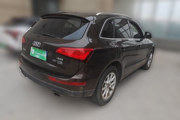 Used Audi Q5 2015 40 TFSI Trendy Edition Rear Right 45 Deg