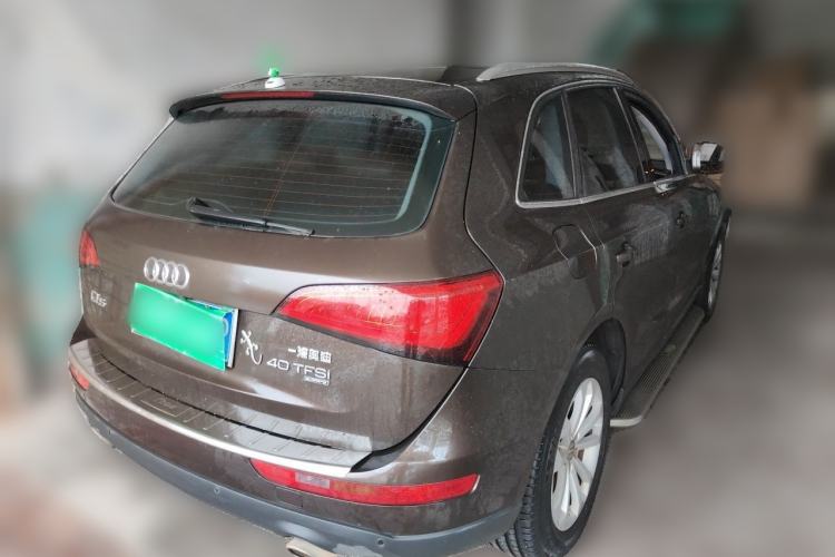 Used Audi Q5 2015 40 TFSI Technology Edition Rear Right 45 Deg