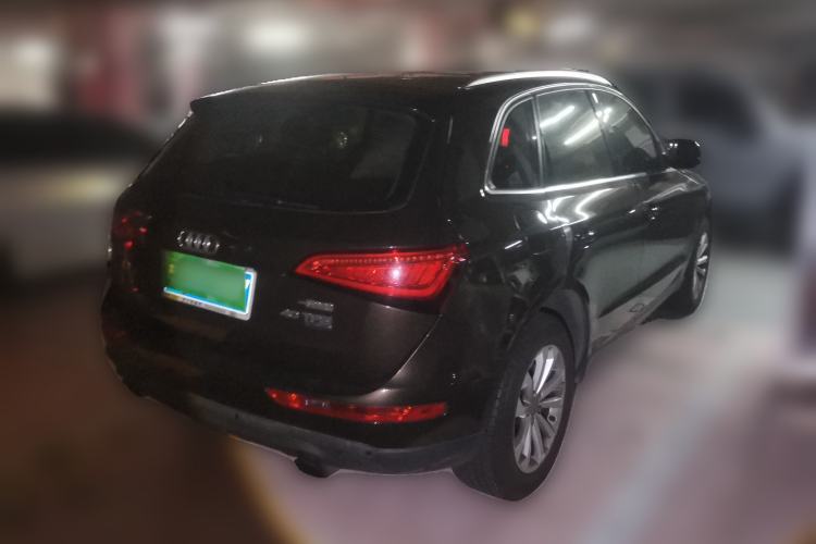Used Audi Q5 2015 40 TFSI Trendy Edition Rear Right 45 Deg