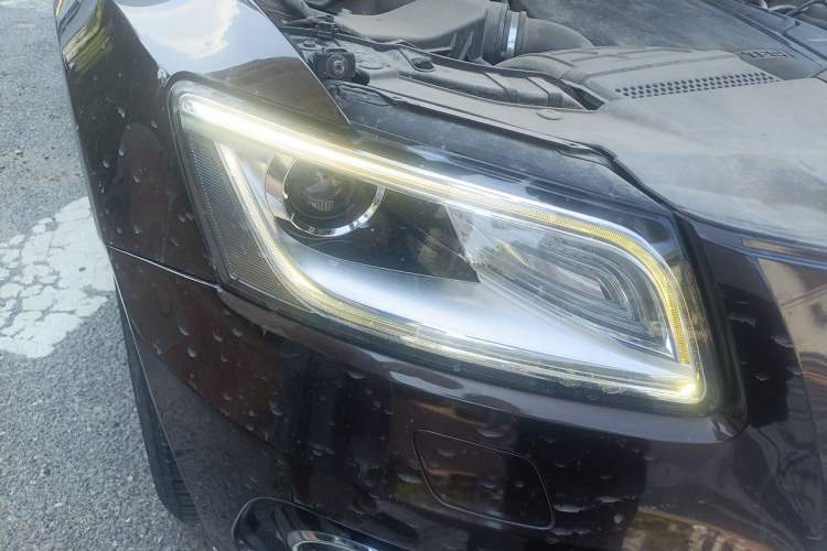 Used Audi Q5 2015 40 TFSI Trendy Edition Right Front Headlight