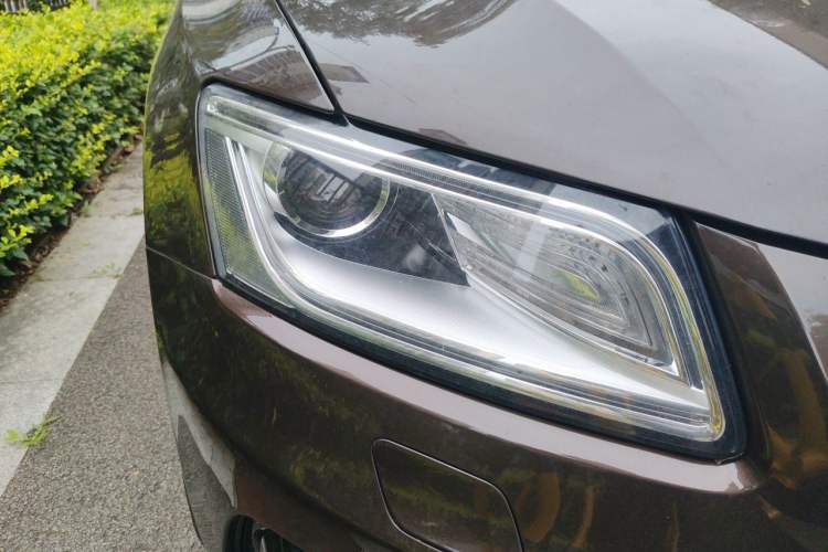 Used Audi Q5 2015 40 TFSI Trendy Edition Right Front Headlight