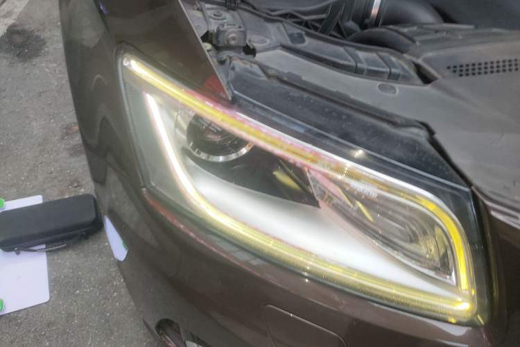Used Audi Q5 2015 40 TFSI Technology Edition Right Front Headlight