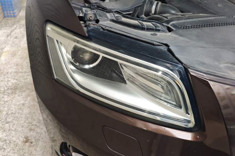 Used Audi Q5 2015 40 TFSI Technology Edition Right Front Headlight