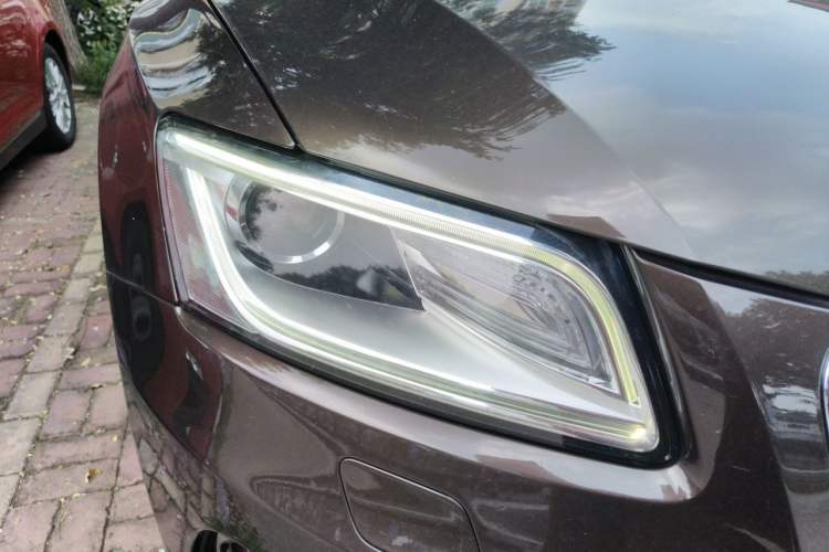 Used Audi Q5 2015 40 TFSI Technology Edition Right Front Headlight