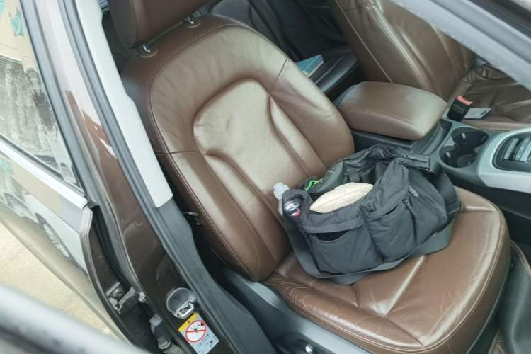 Used Audi Q5 2015 40 TFSI Technology Edition Right Front Seat