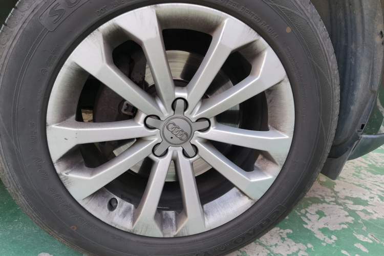 Used Audi Q5 2015 40 TFSI Technology Edition Right Front Wheel Hub