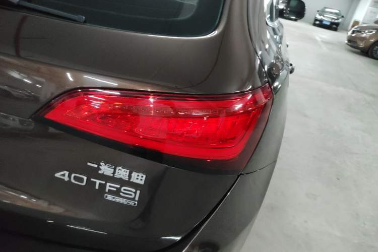 Used Audi Q5 2015 40 TFSI Trendy Edition Right Rear Taillight