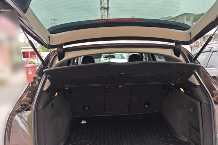 Used Audi Q5 2015 40 TFSI Technology Edition Trunk