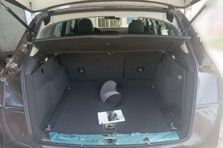 Used Audi Q5 2015 40 TFSI Comfort Model Trunk