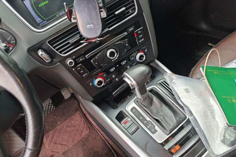 Used Audi Q5 2015 40 TFSI Technology Edition Vehicle Key