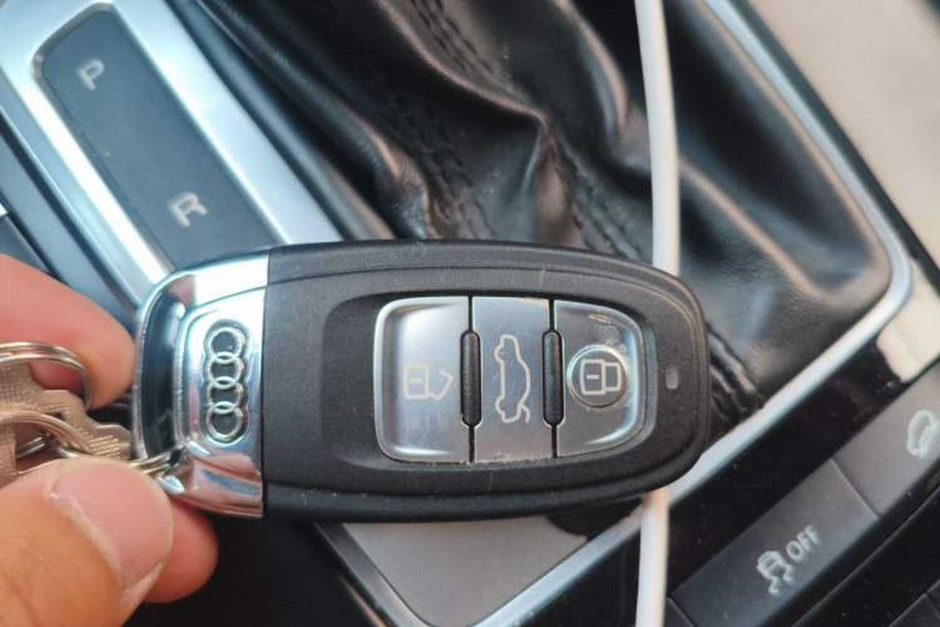 Used Audi Q5 2015 40 TFSI Trendy Edition Vehicle Key