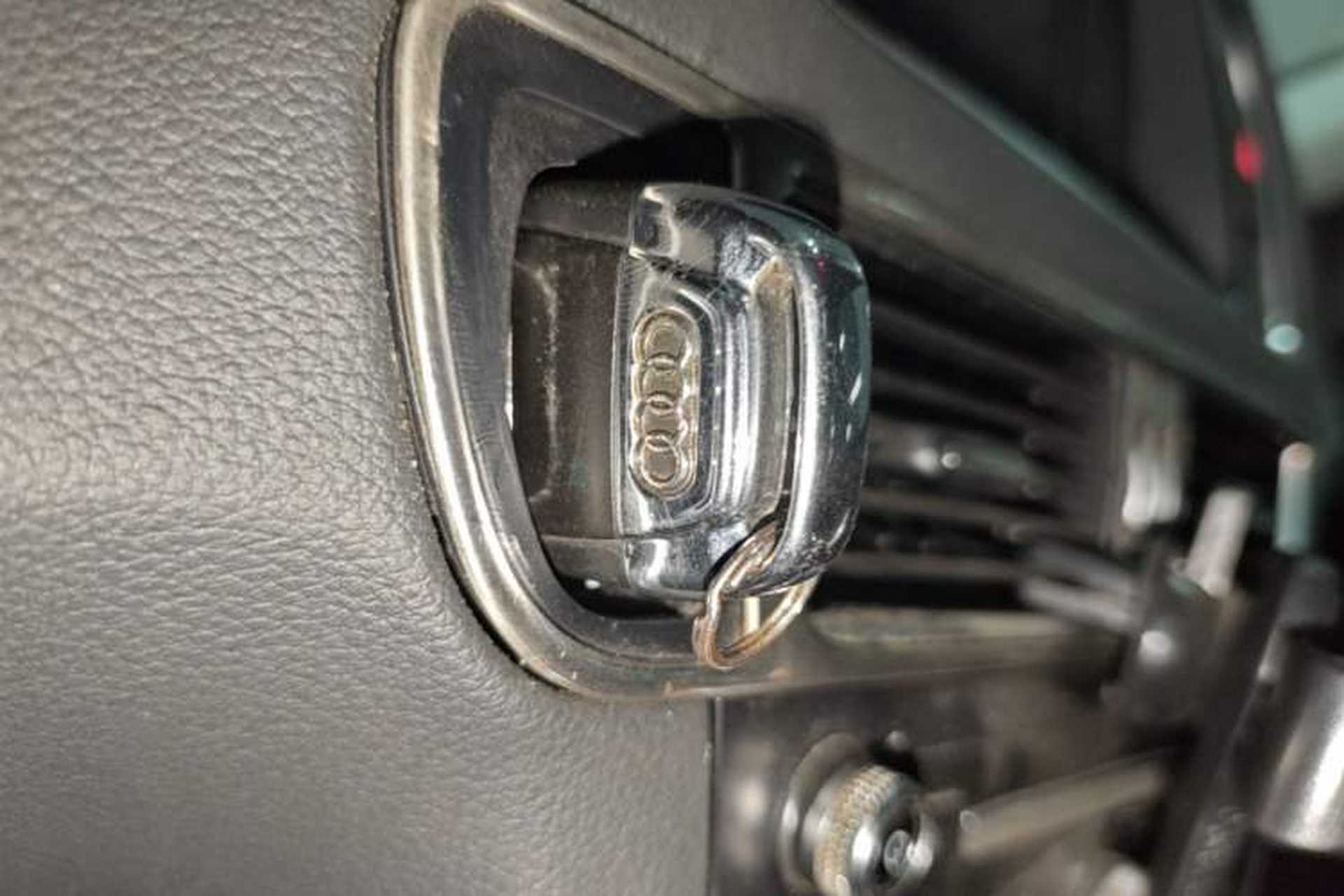 Used Audi Q5 2015 40 TFSI Trendy Edition Vehicle Key