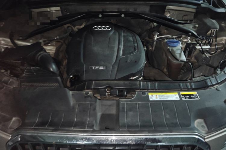 Used Audi Q5 2015 40 TFSI Trendy Edition Engine Bay