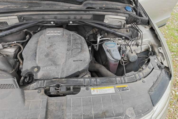 Used Audi Q5 2015 40 TFSI Trendy Edition Engine Bay Left