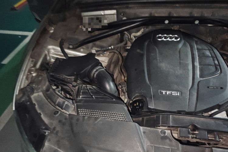 Used Audi Q5 2015 40 TFSI Trendy Edition Engine Bay Right