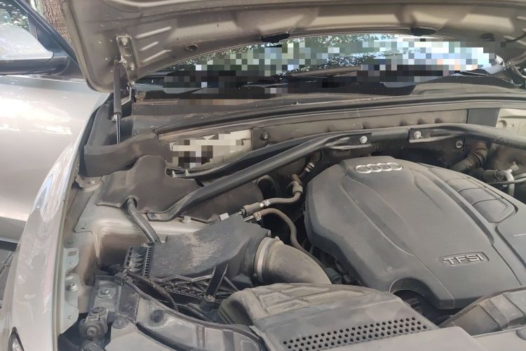 Used Audi Q5 2015 40 TFSI Trendy Edition Engine Bay Right