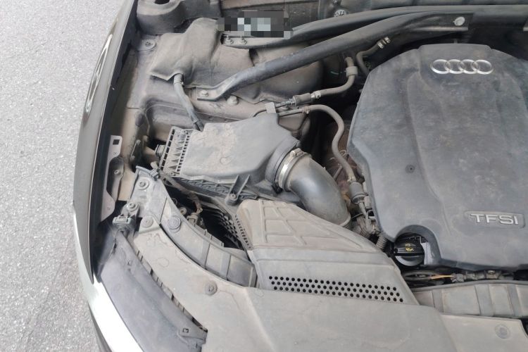 Used Audi Q5 2015 40 TFSI Technology Edition Engine Bay Right