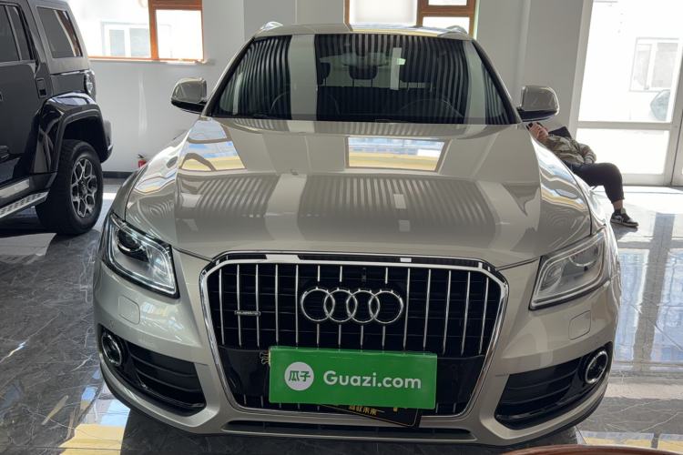 Used Audi Q5 2015 40 TFSI Comfort Model Exterior 1