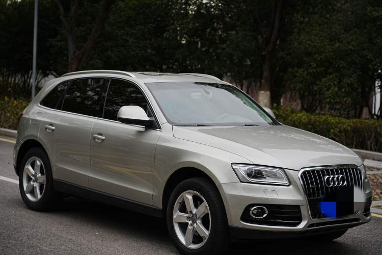 Used Audi Q5 2015 40 TFSI Technology Edition Exterior 2