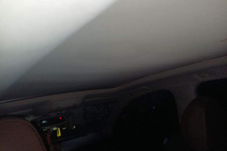 Used Audi Q5 2015 40 TFSI Comfort Model Headliner