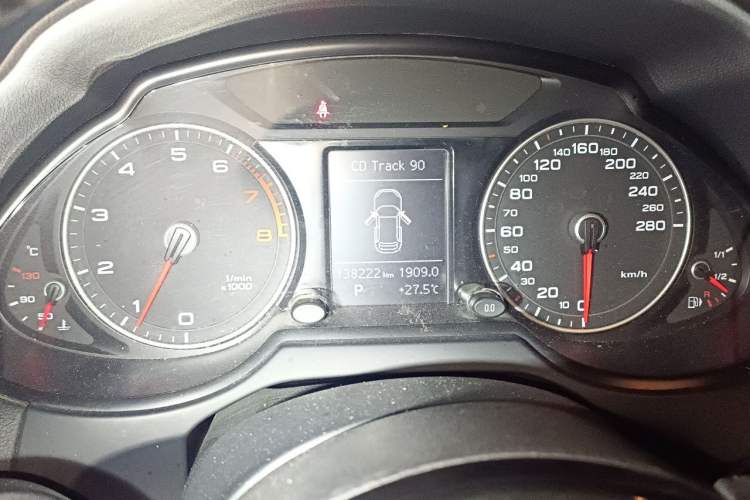 Used Audi Q5 2015 40 TFSI Trendy Edition Instrument Cluster