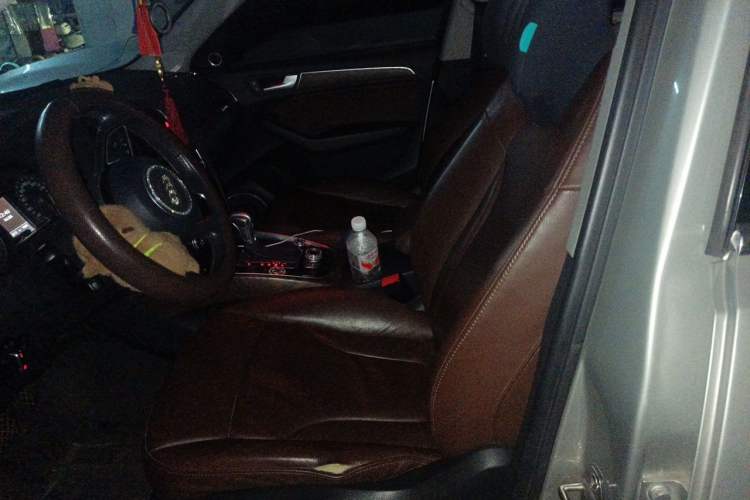 Used Audi Q5 2015 40 TFSI Comfort Model Left Front Seat