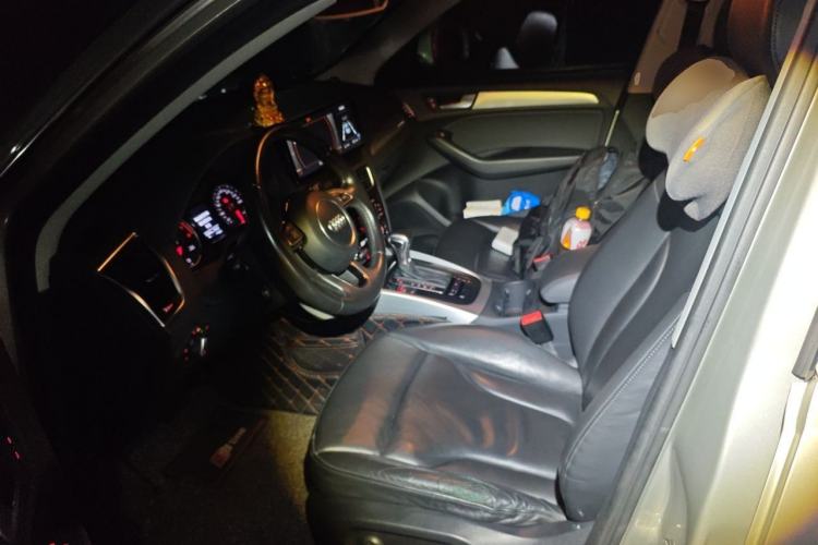 Used Audi Q5 2015 40 TFSI Technology Edition Left Front Seat