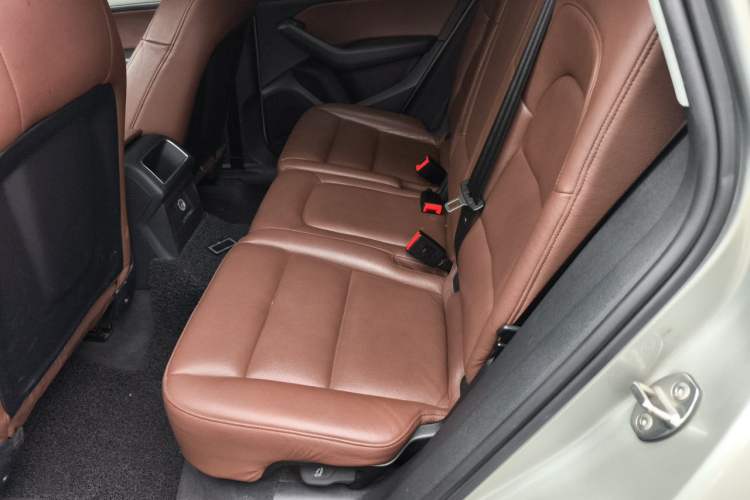 Used Audi Q5 2015 40 TFSI Trendy Edition Left Rear Seat
