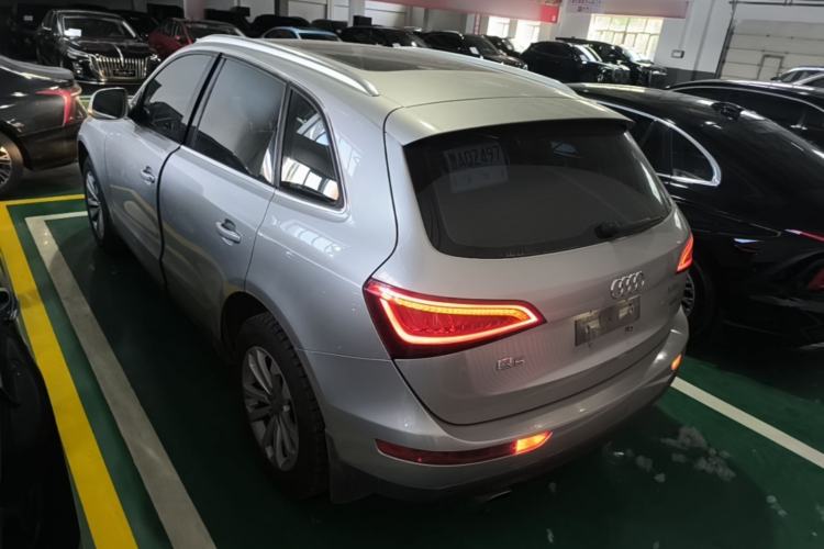 Used Audi Q5 2015 40 TFSI Technology Edition Rear Left 45 Deg