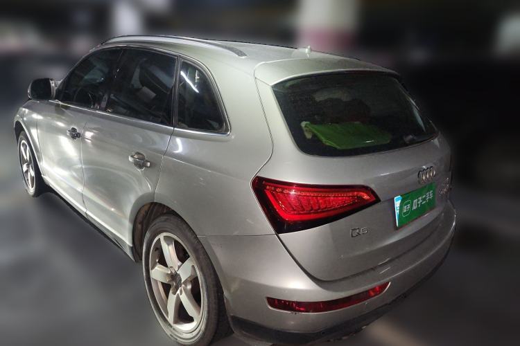 Used Audi Q5 2015 40 TFSI Comfort Model Rear Left 45 Deg