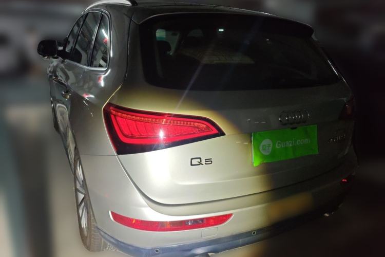 Used Audi Q5 2015 40 TFSI Technology Edition Rear Left 45 Deg