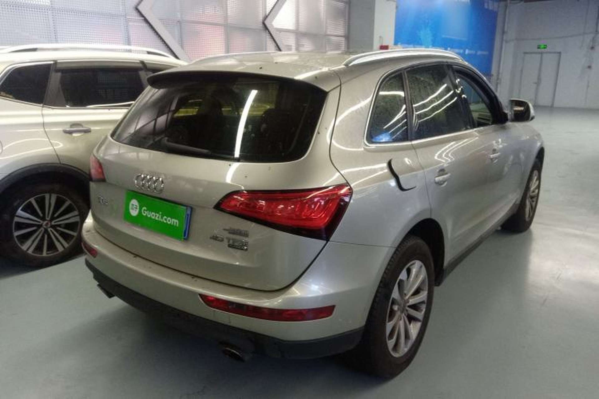 Used Audi Q5 2015 40 TFSI Technology Edition Rear Right 45 Deg