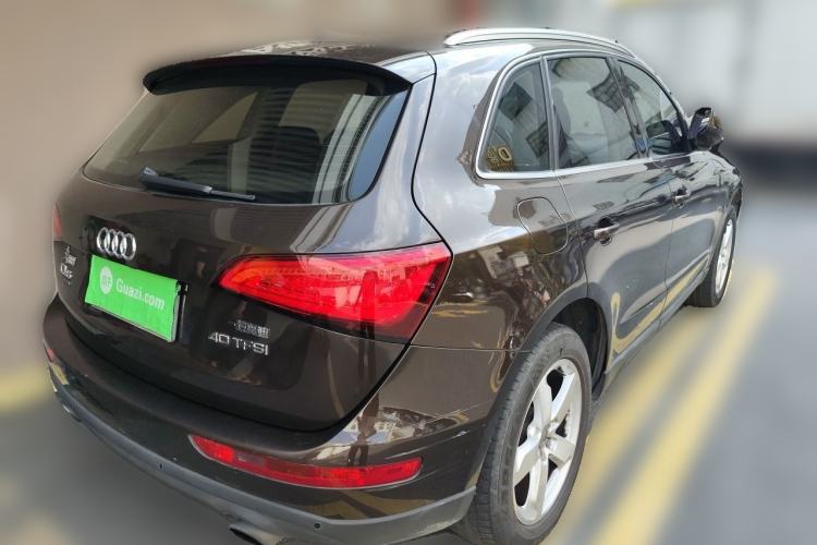 Used Audi Q5 2015 40 TFSI Comfort Model Rear Right 45 Deg