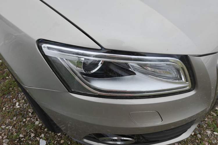 Used Audi Q5 2015 40 TFSI Trendy Edition Right Front Headlight