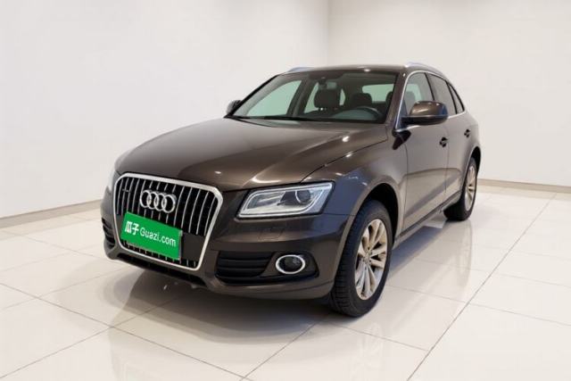 Ojetý Audi Q5 2015 40 TFSI Technology Edition