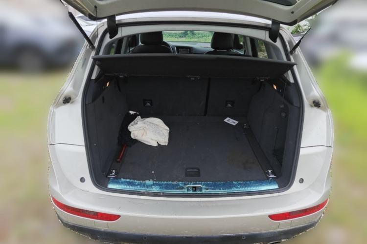 Used Audi Q5 2015 40 TFSI Trendy Edition Trunk