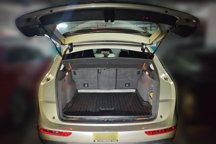 Used Audi Q5 2015 40 TFSI Technology Edition Trunk