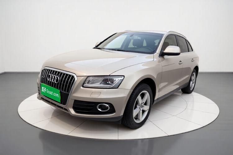 Used Audi Q5 2015 40 TFSI Comfort Model Guazi used car, China used car export, Used car for sale, Used Audi cars, Cheapest cars for sale