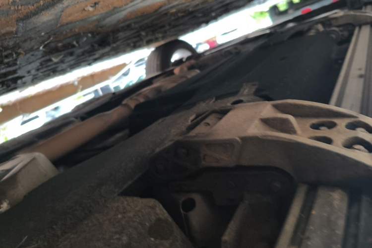 Used Audi Q5 2015 40 TFSI Comfort Model Chassis Rear Left