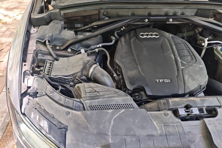 Used Audi Q5 2015 40 TFSI Trendy Edition Engine Bay Right