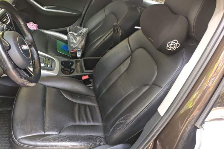 Used Audi Q5 2015 40 TFSI Trendy Edition Left Front Seat