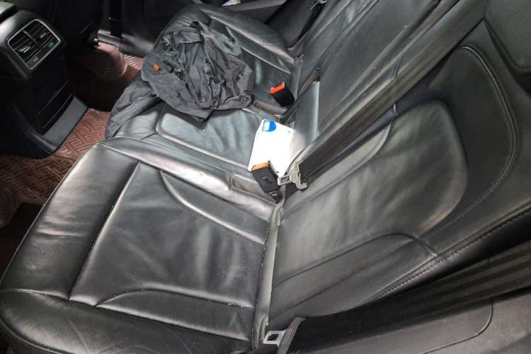 Used Audi Q5 2015 40 TFSI Comfort Model Left Rear Seat