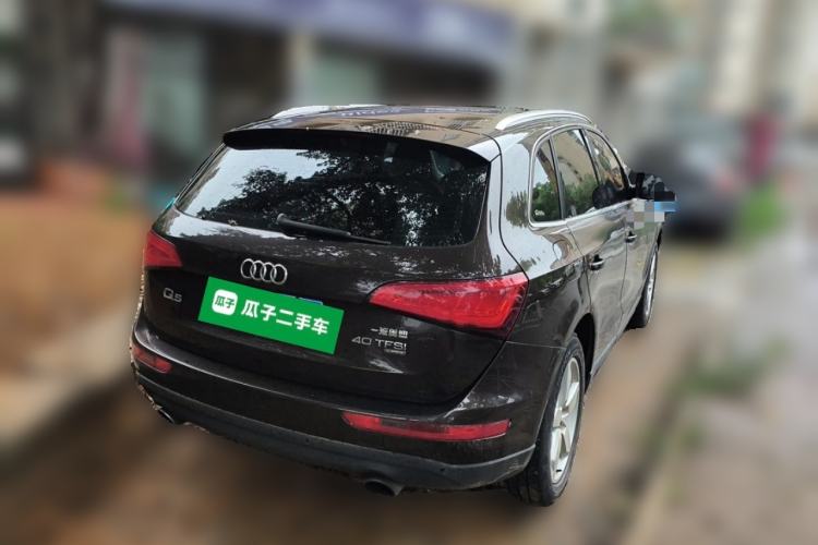 Used Audi Q5 2015 40 TFSI Comfort Model Rear Right 45 Deg