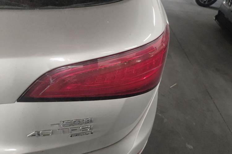 Used Audi Q5 2015 40 TFSI Technology Edition Right Rear Taillight